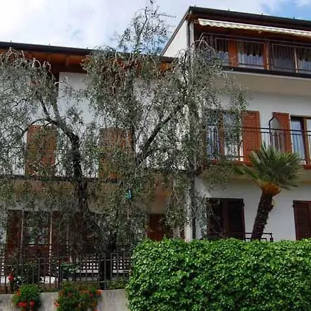 Konukevi Ersilia Limone sul Garda